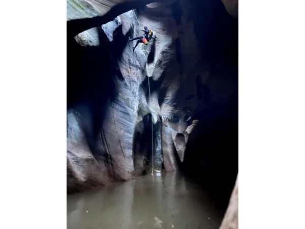 2E in use Zion Ecopak Single End Rope | v.3